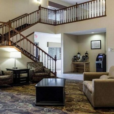 Quality Suites Near West Acres Fargo Extérieur photo