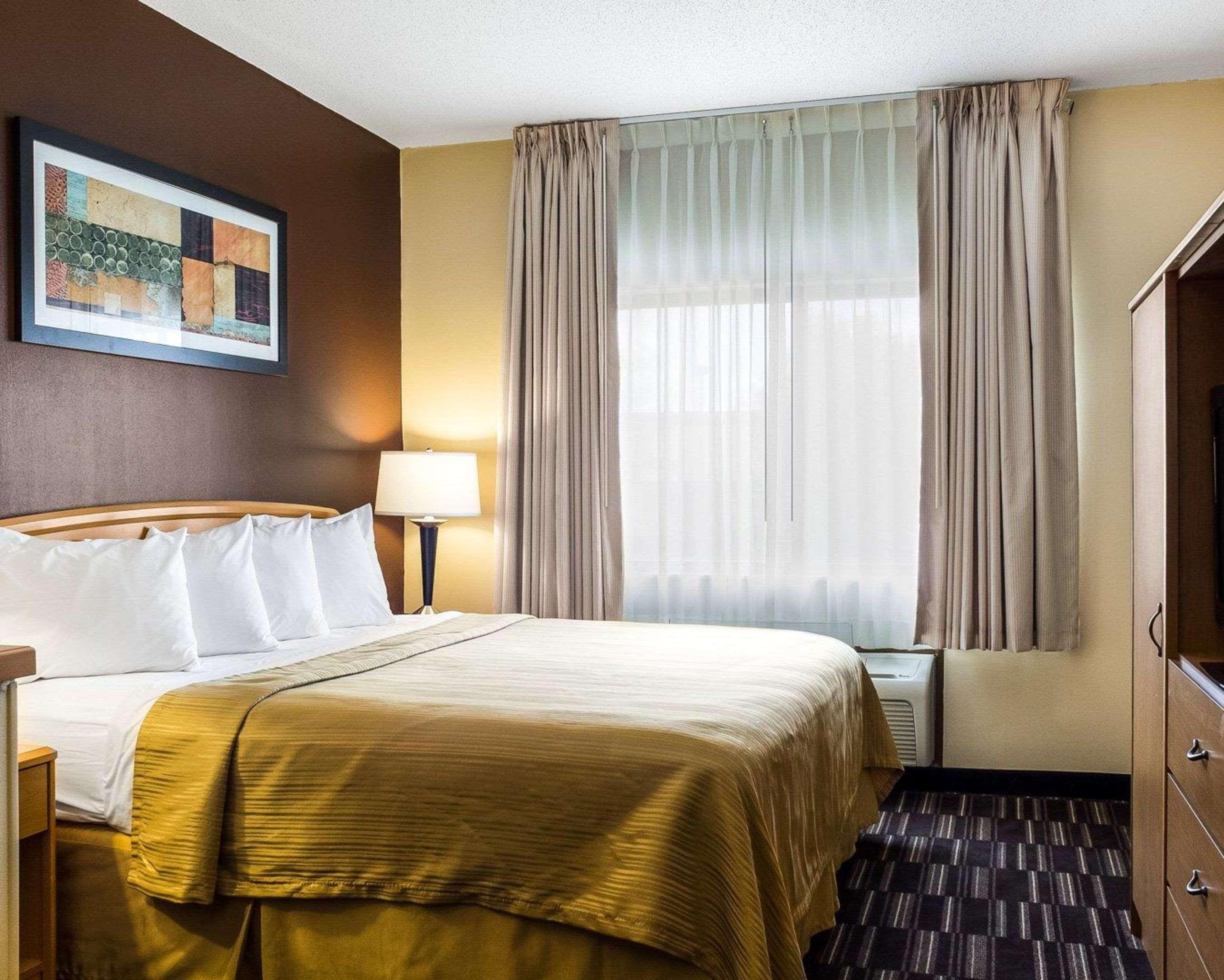 Quality Suites Near West Acres Fargo Extérieur photo