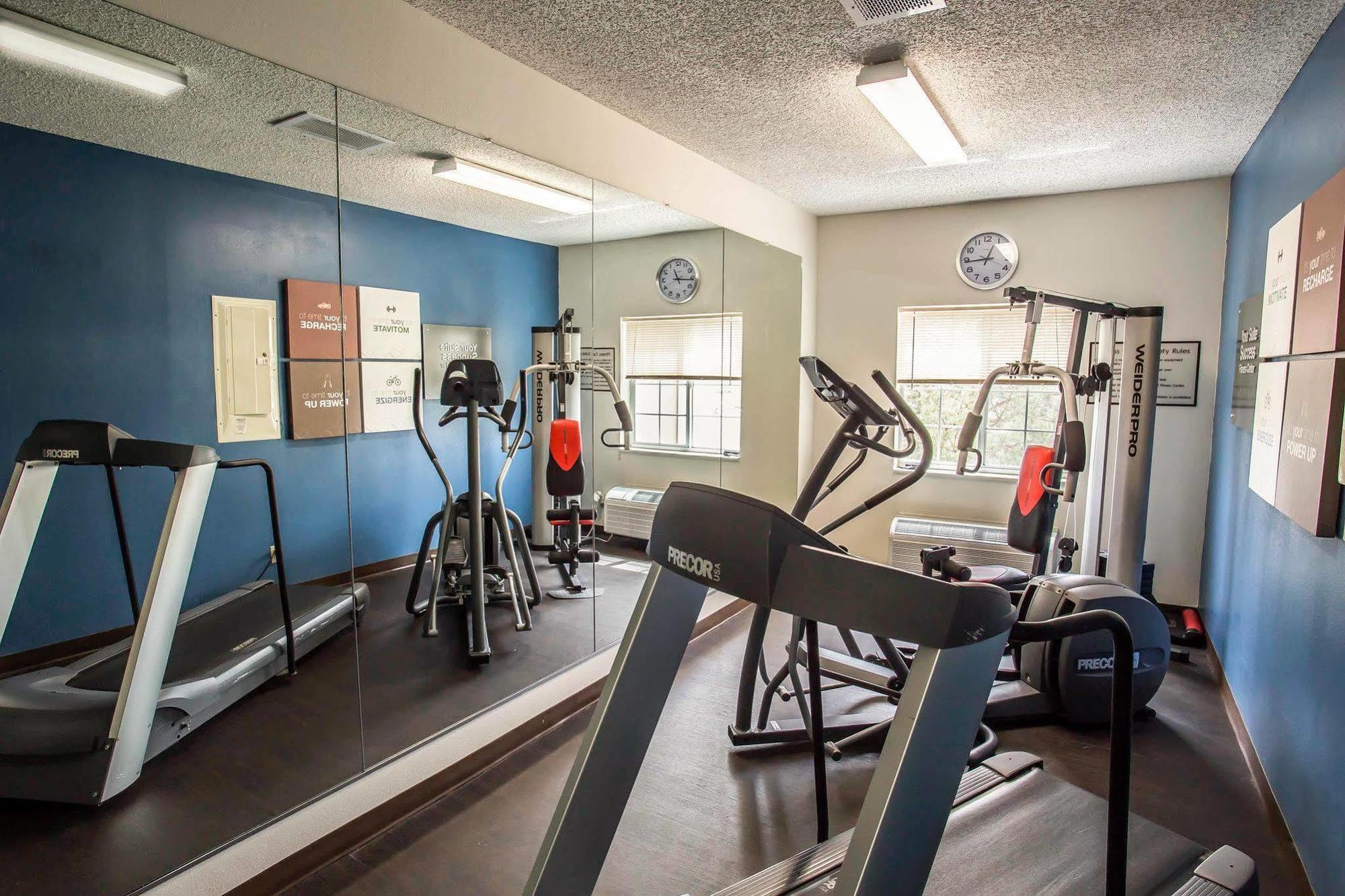 Quality Suites Near West Acres Fargo Extérieur photo